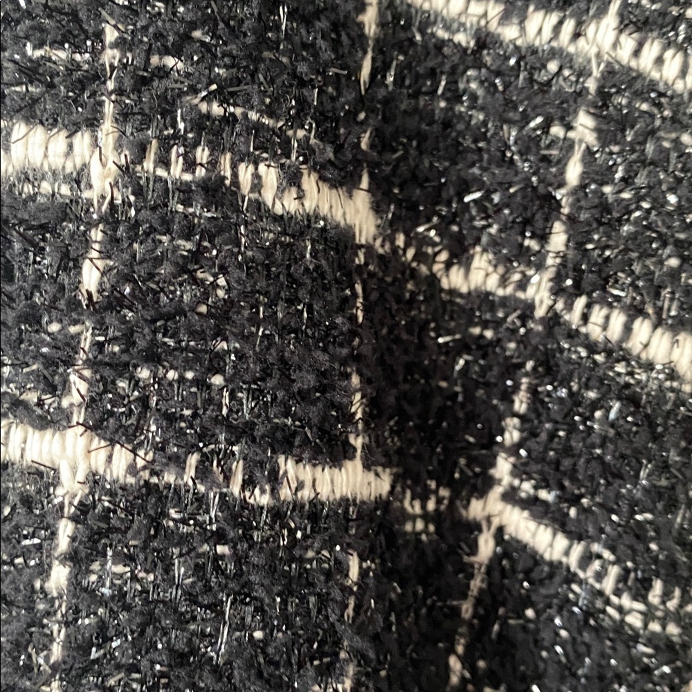 Elegant Black Tweed blazer with pearls Accents - Picture 8 of 13